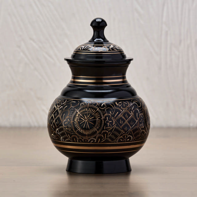 Black Engraved Urn, 40 Cubic Inches
