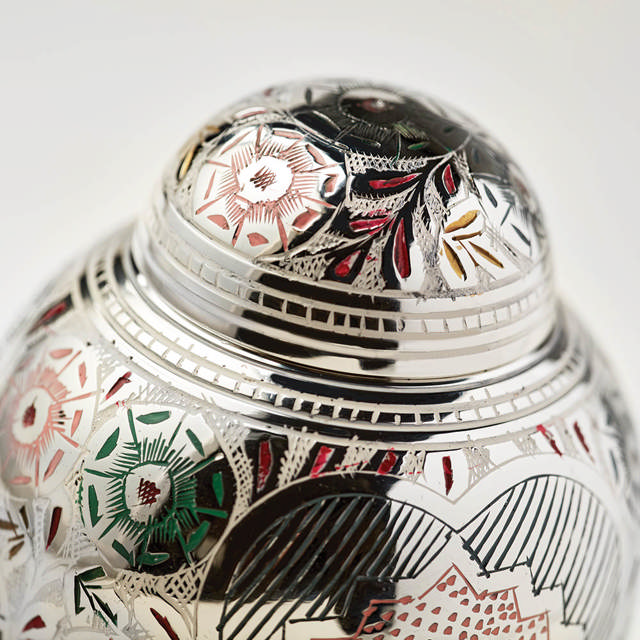 Lotus Urn, 20 Cubic Inches