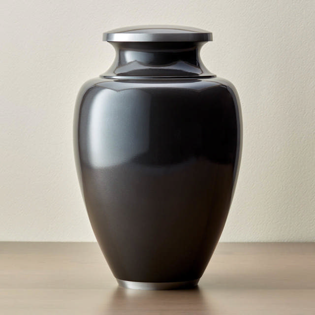 Camden Carbon Gray, Extra Large Urn