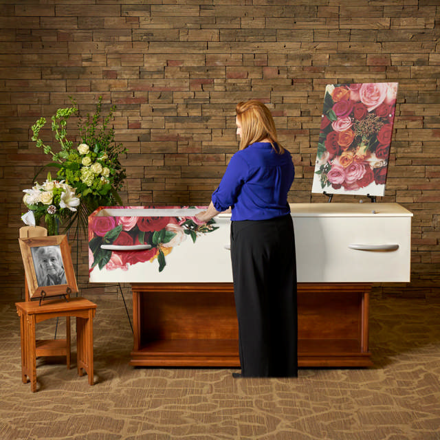 LifeArt Harmonious Rose Cremation Container