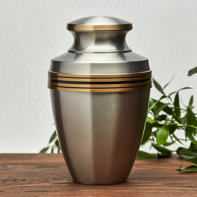 Grecian Pewter, Full Size Urn