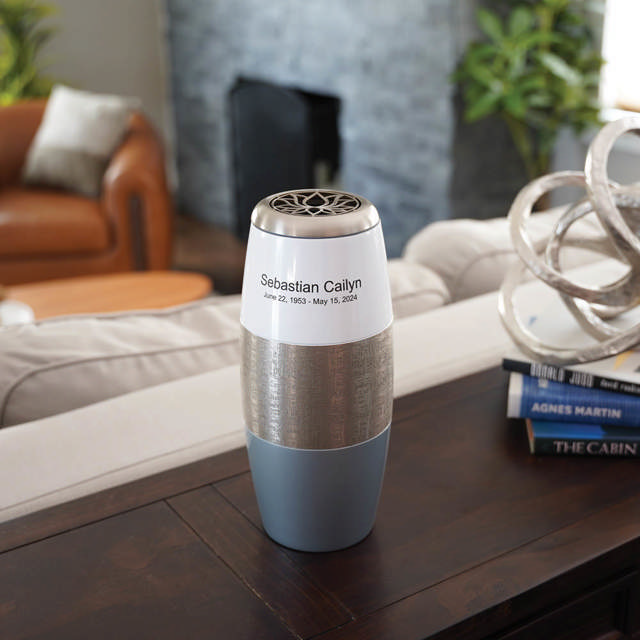 Cascade Scatter™ Allure, Pewter/White/Blue, Lotus