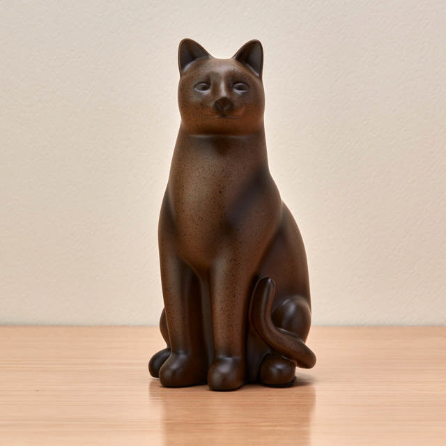 Elite Cat Sable, Petite Urn