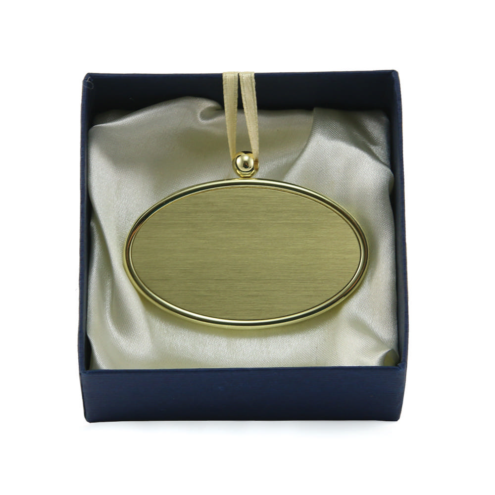 Oval Pendant Golden