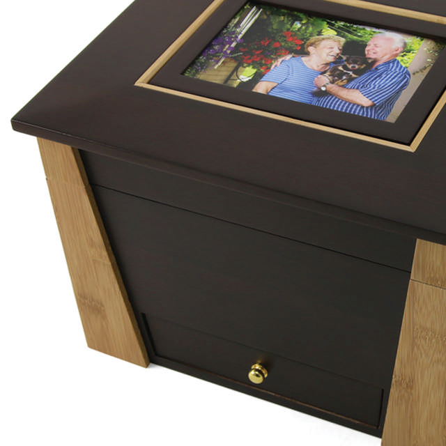 Craftsman Style Memory Chest with Photo Frame